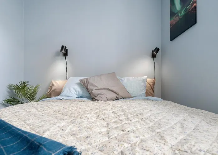 Stilfull Sentrumsnaer * Μπέργκεν